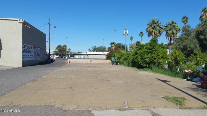 654 W CAMELBACK Road #13, Phoenix, AZ