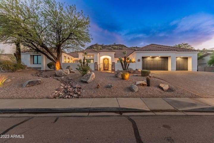 5529 W PINNACLE HILL Drive, Glendale, AZ