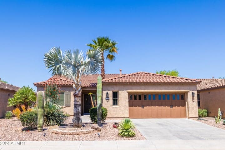 12368 W HEDGE HOG Place, Peoria, AZ