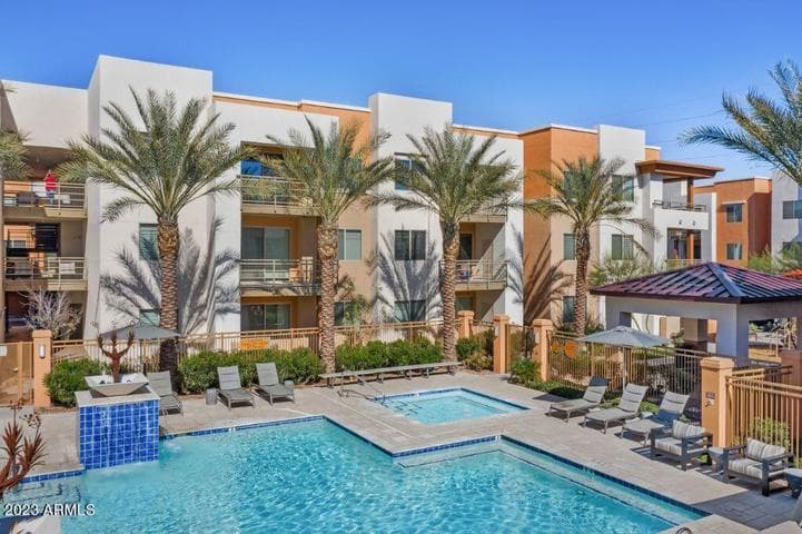 250 E Ray Road #A3, Chandler, AZ