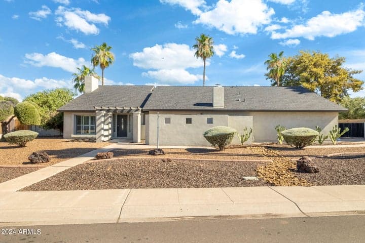 5948 E CORRINE Drive, Scottsdale, AZ