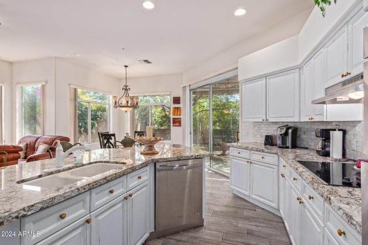 7979 E PRINCESS Drive #15, Scottsdale, AZ