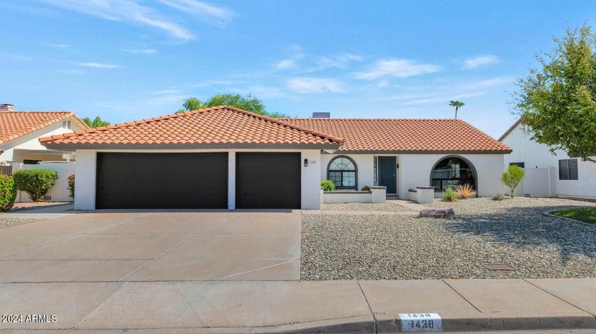 1439 S ALMAR --, Mesa, AZ