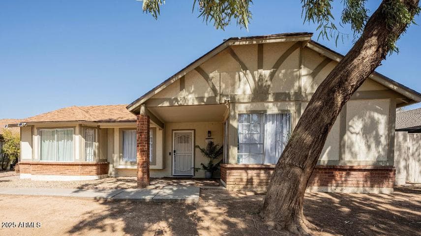 8520 W PALM Lane #1049, Phoenix, AZ
