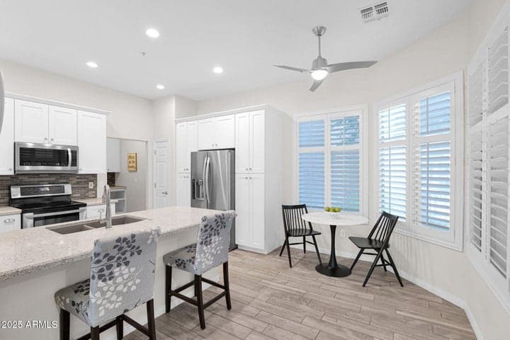 16420 N THOMPSON PEAK Parkway #1063, Scottsdale, AZ