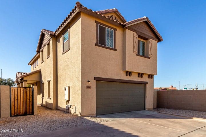 814 E AGUA FRIA Lane, Avondale, AZ