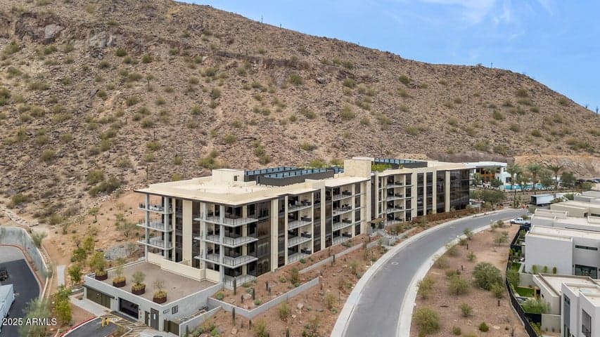 5000 N Camelback Ridge Road #102, Scottsdale, AZ