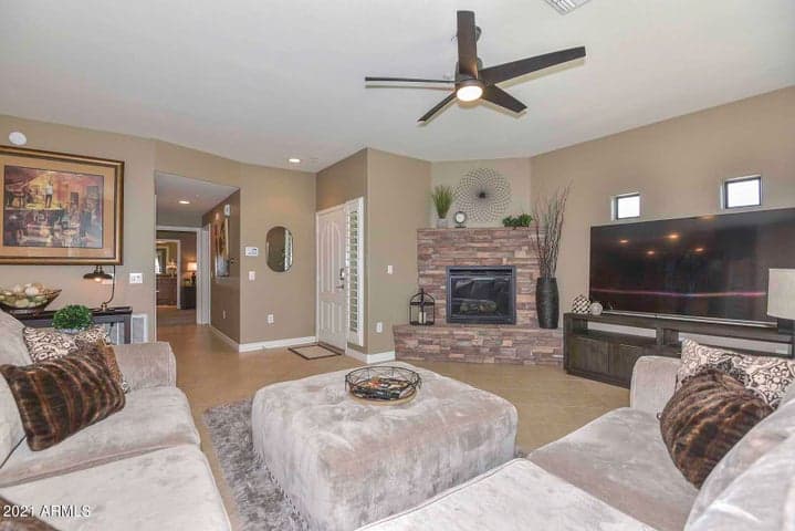 21320 N 56th Street #2030, Phoenix, AZ