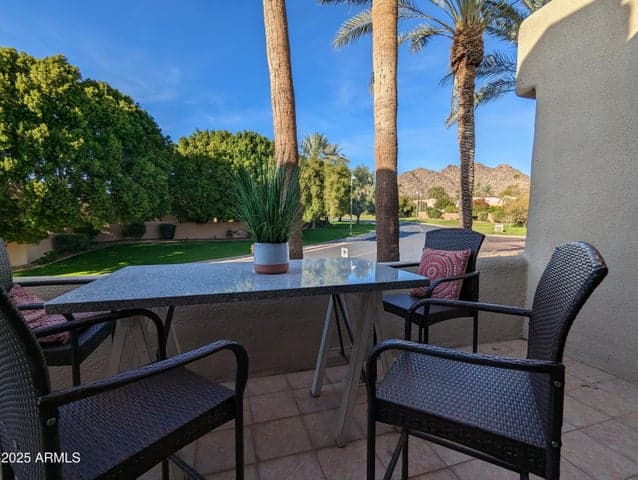 6244 N 30TH Place, Phoenix, AZ