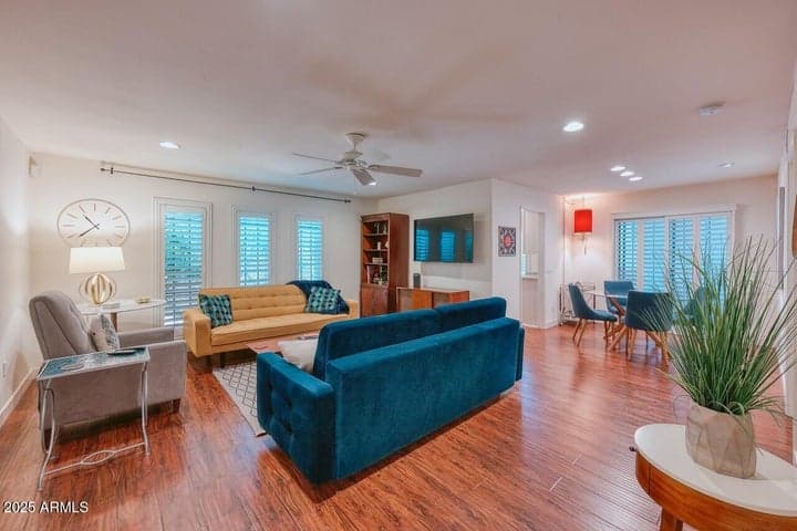 5221 N 24TH Street #102, Phoenix, AZ