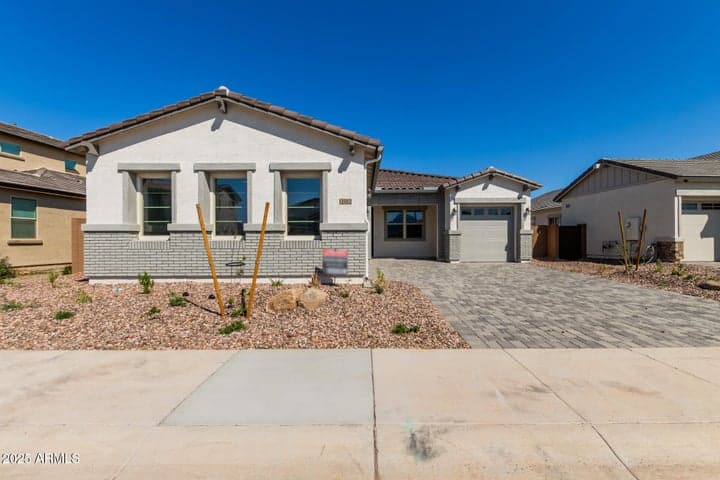 12012 W PARKWAY Lane, Avondale, AZ