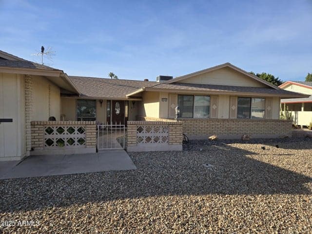 10461 W WININGER Circle, Sun City, AZ