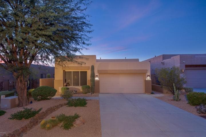 9562 E Chuckwagon Lane, Scottsdale, AZ