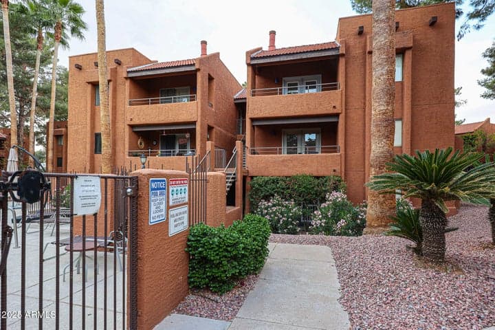 4704 E Paradise Village Parkway #144, Phoenix, AZ