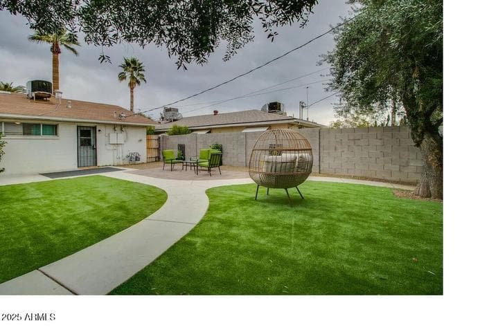 6809 E Earll Drive #E, Scottsdale, AZ