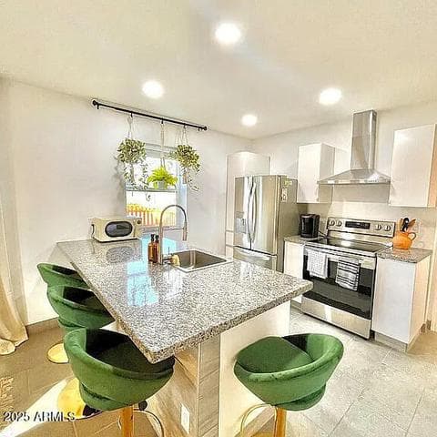 4815 E WINDSOR Avenue, Phoenix, AZ