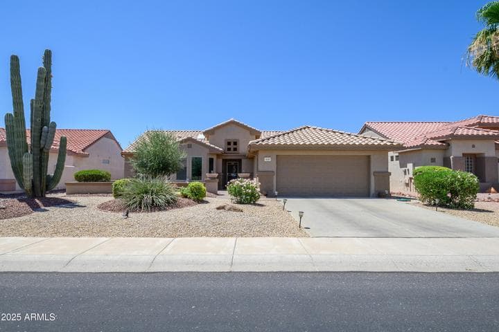 16287 W WILLOW CREEK Lane, Surprise, AZ