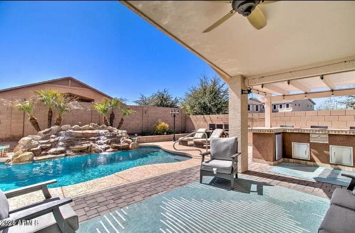 1277 W BUSA Drive, San Tan Valley, AZ