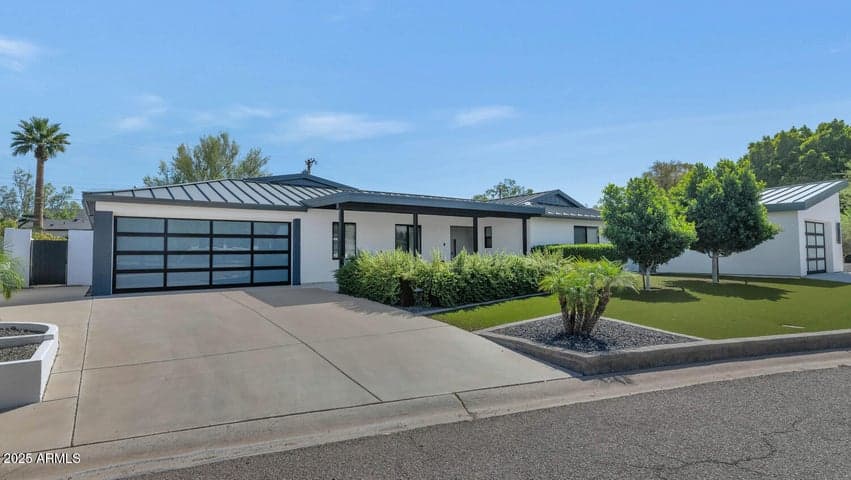 3420 E OREGON Avenue, Phoenix, AZ
