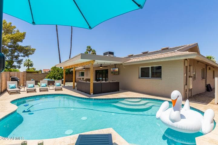 8731 E COLUMBUS Avenue, Scottsdale, AZ