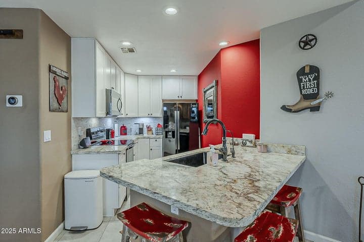 15205 N IVORY Drive #B, Fountain Hills, AZ