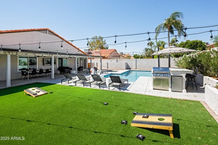 5502 E GRANDVIEW Road, Scottsdale, AZ