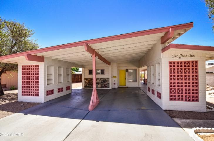 202 N 58TH Street, Mesa, AZ