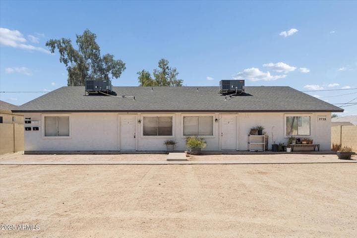 2739 E Tamarisk Avenue #Apt 3, Phoenix, AZ