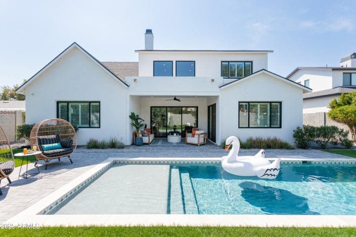 4007 N 34TH Street, Phoenix, AZ