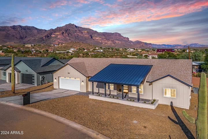 3939 S VERONICA Lane, Gold Canyon, AZ