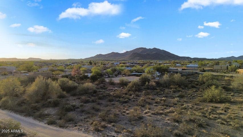 1.25 acres W Saddle Mountain Road #-, Phoenix, AZ