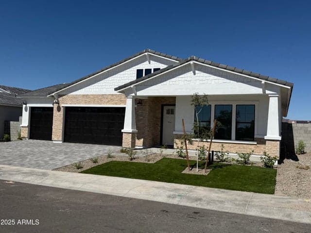 6452 E OMEGA Circle, Mesa, AZ