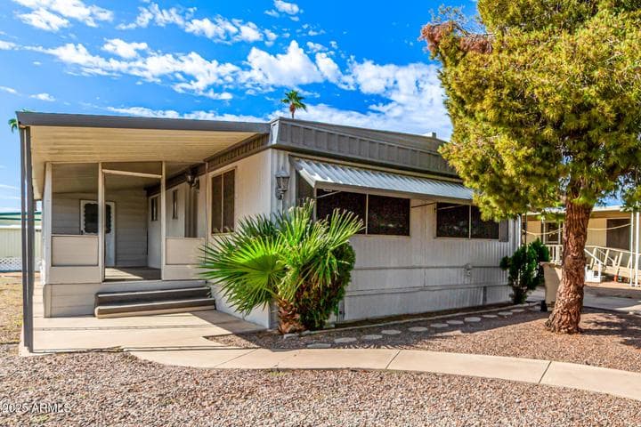 2650 W UNION HILLS Drive #112, Phoenix, AZ