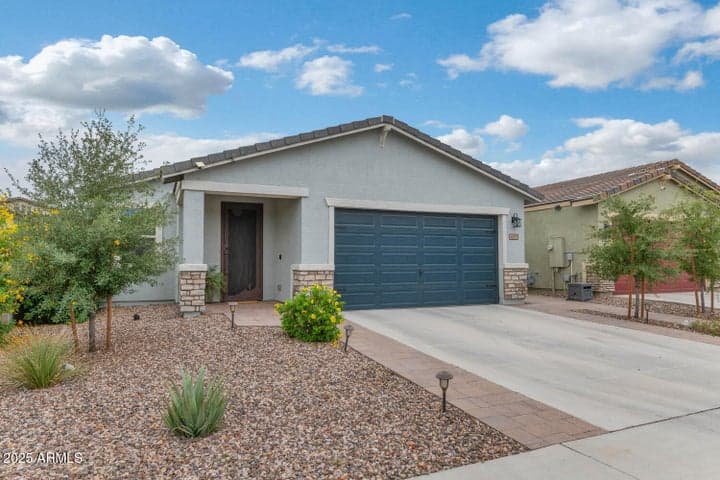 4531 W GREENLEAF Drive, San Tan Valley, AZ