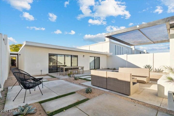 6819 N 73rd Street, Scottsdale, AZ