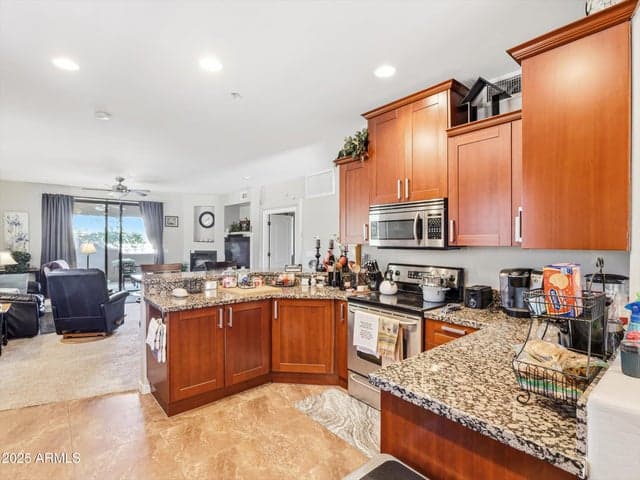 11011 N ZEPHYR Drive #101, Fountain Hills, AZ