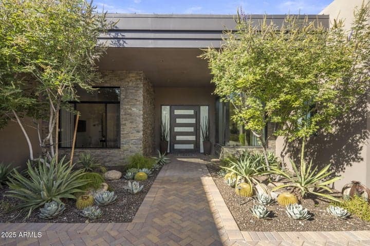 10284 E RUNNING DEER Trail, Scottsdale, AZ