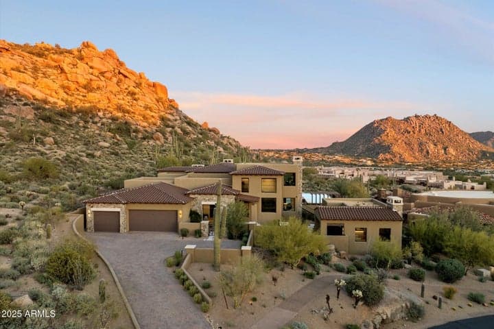 10585 E CRESCENT MOON Drive #44, Scottsdale, AZ