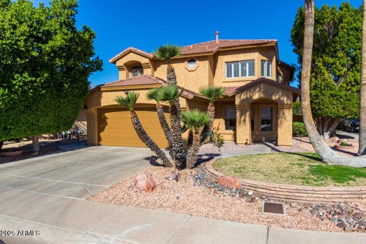 6356 W Adobe Drive, Glendale, AZ