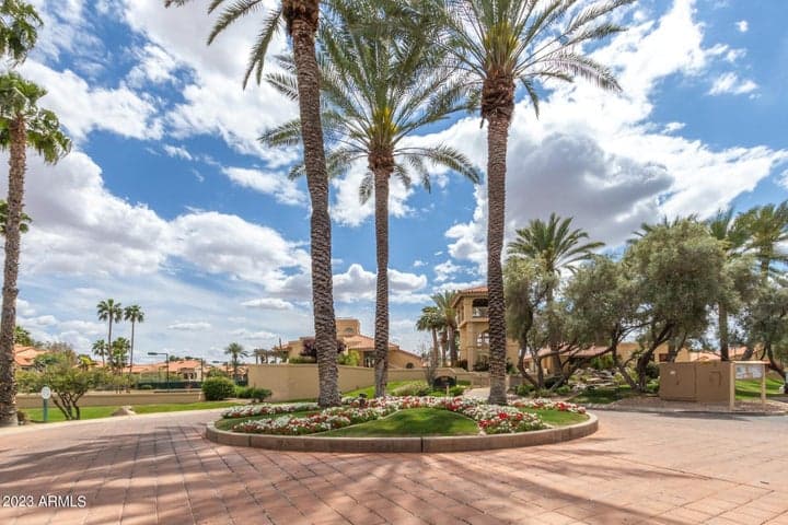 9711 E MOUNTAIN VIEW Road #2500, Scottsdale, AZ