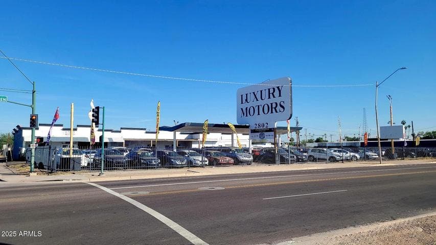 2802 E VAN BUREN Street, Phoenix, AZ