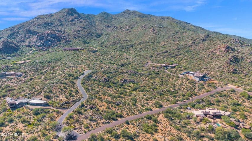 37207 N Nighthawk Way #5, Carefree, AZ
