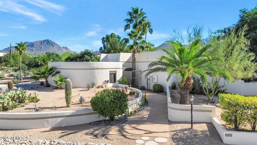 9447 E CALLE DE VALLE Drive, Scottsdale, AZ