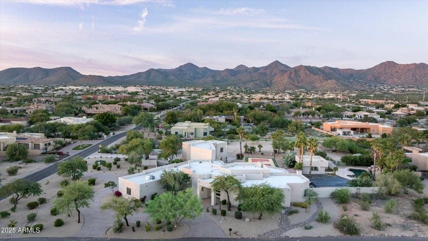 12816 E TURQUOISE Avenue, Scottsdale, AZ