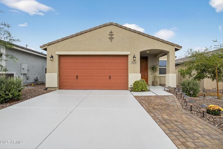 19090 N SILVER DOG Way, Maricopa, AZ