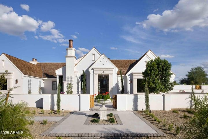 6001 N 37TH Place, Paradise Valley, AZ
