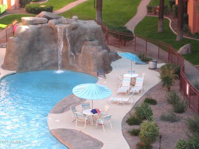 4303 E CACTUS Road #407, Phoenix, AZ