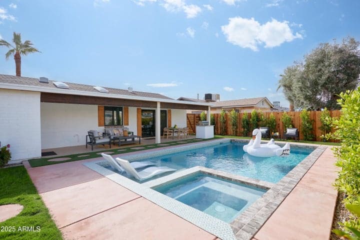 7320 E Latham Street, Scottsdale, AZ