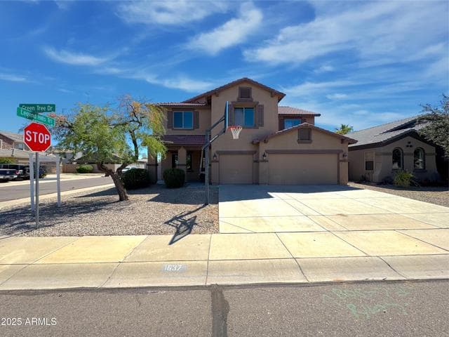 1637 W GREEN TREE Drive, San Tan Valley, AZ