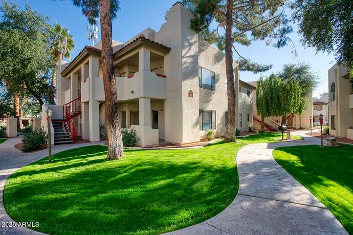 750 E NORTHERN Avenue #1055, Phoenix, AZ